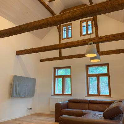 Pohled na krovy z obývacího pokoje