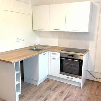 Pohled na kuchyňskou linku